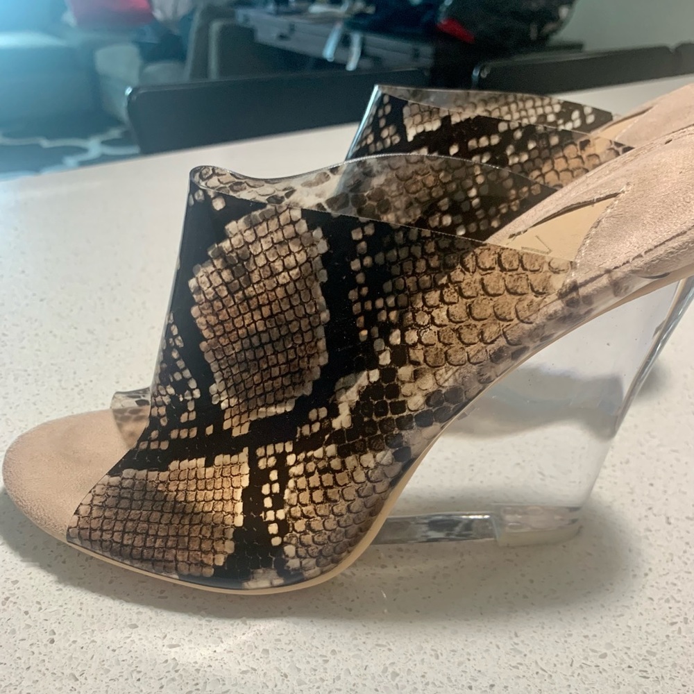 Mackin Women’s Clear Wedge